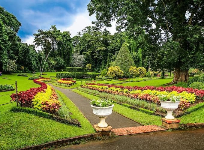 Victoria Park & Colonial Nuwara Eliya